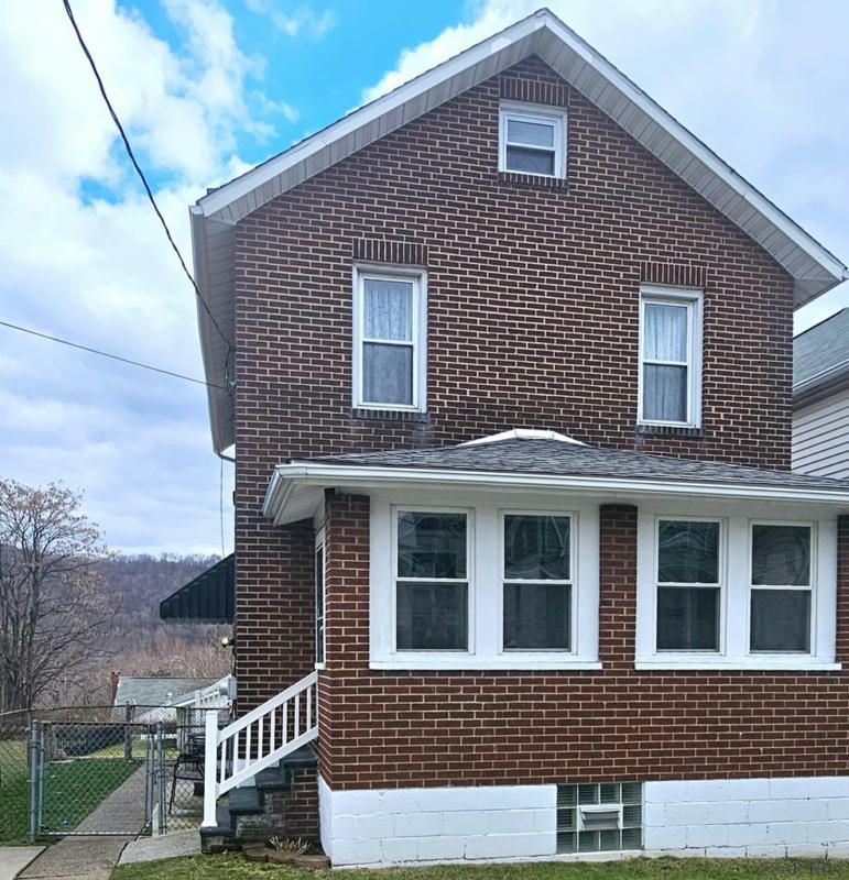 406 BEATRICE AVE Johnstown PA 15906 Single Family Residence For